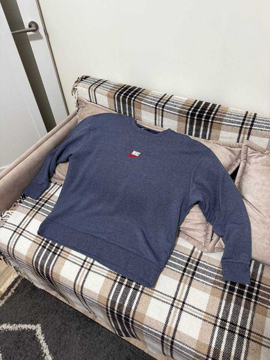 Світшот Nike Heritage Crew, розмір XXL, ідеальний стан. 928427-410