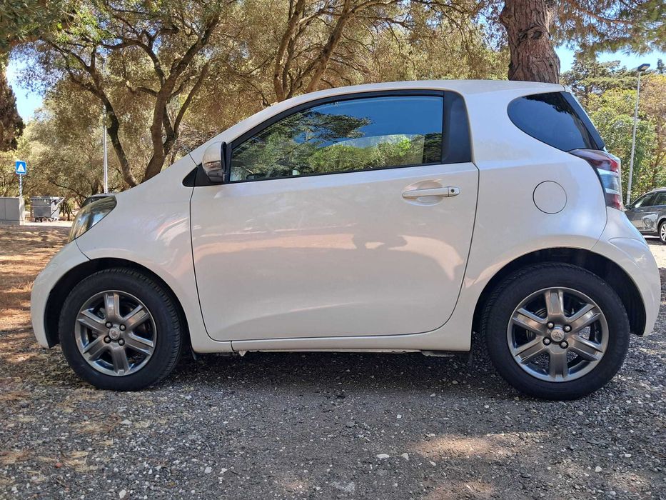 Toyota IQ 1.0 Nacional 2010