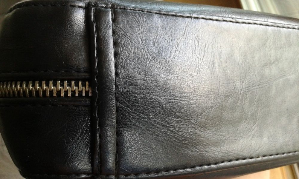 River Island torebka mała czarna skóra