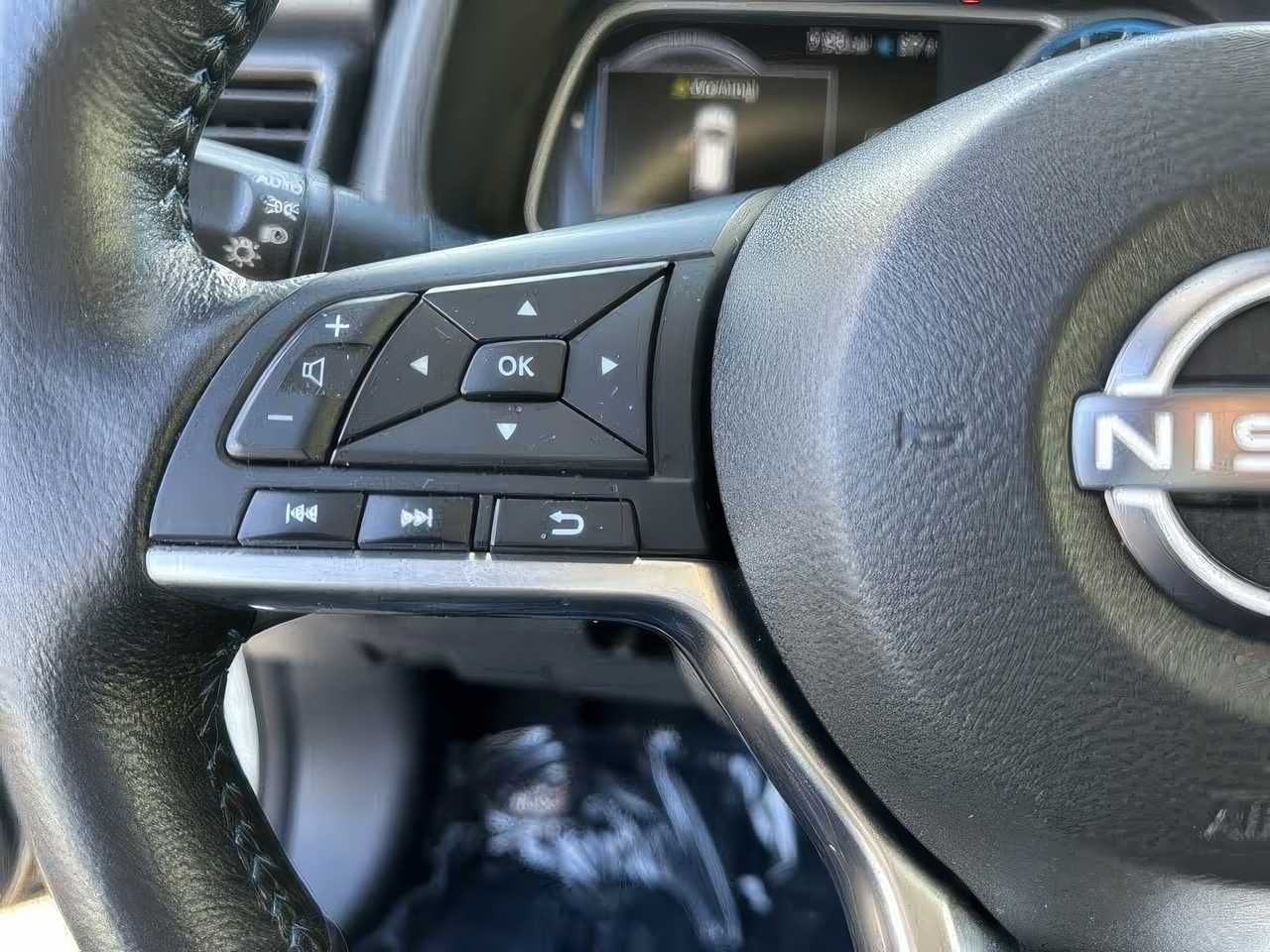 2023 Nissan LEAF SV Plus