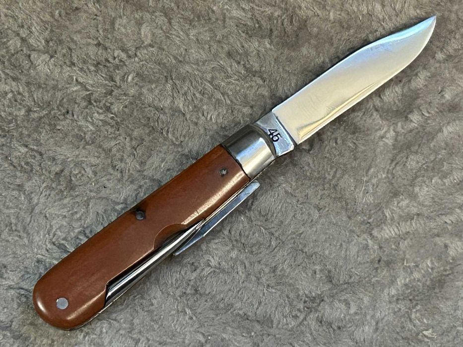 Kontraktowy scyzoryk szwajcarskiej armii - Wenger M1908 rocznik 1945