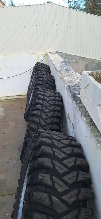 Pneus Maxxis Trepador 37x12,5R17