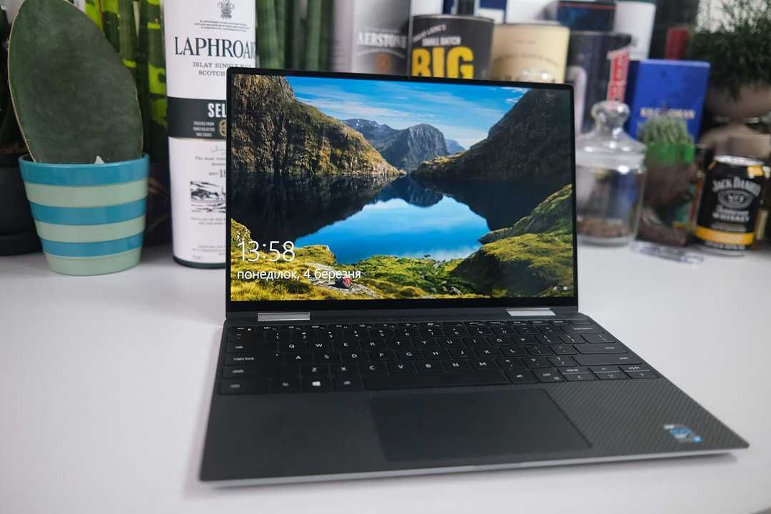 Dell XPS 9310 2in1 i7 -1165G7  16 Ram 512 SSD Intel Iris Xe 13.4  FHD