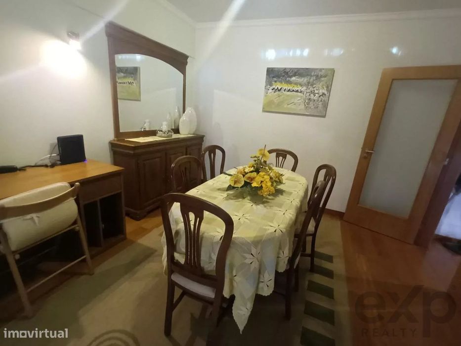 T1 para arrendar na Granja - S. Félix da Marinha