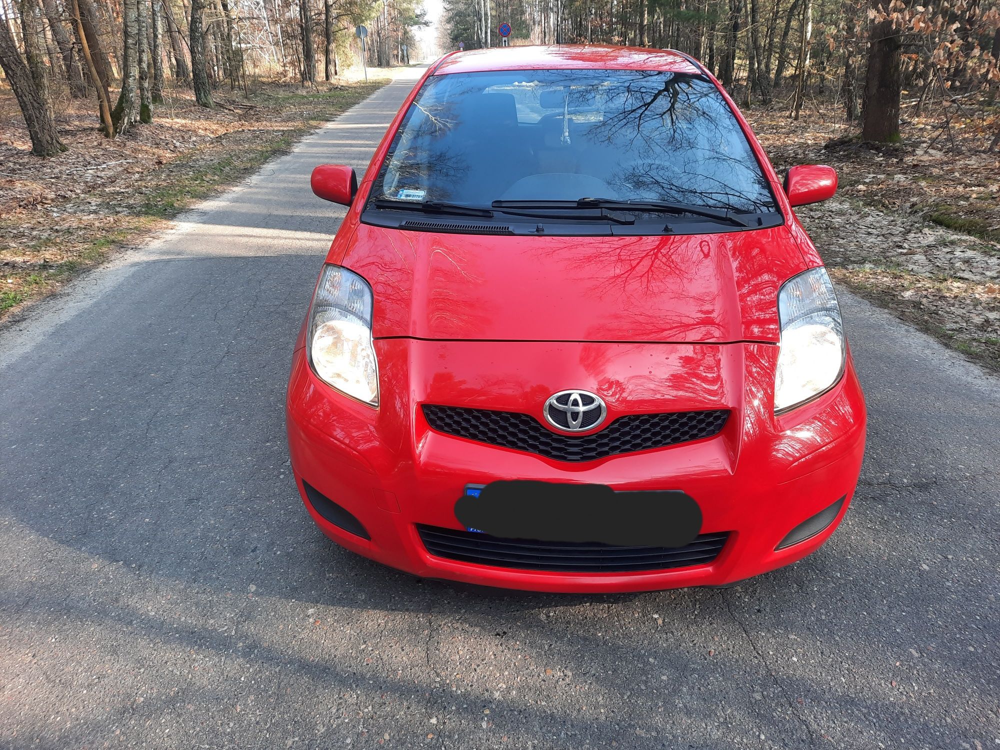 Sprzedam toyota yaris 1.3