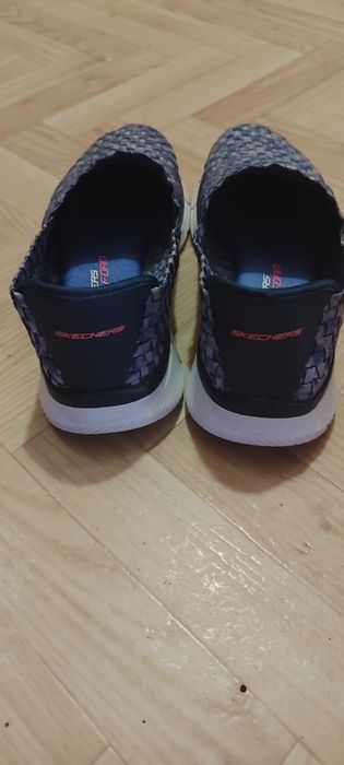 Сліпони Skechers р.38