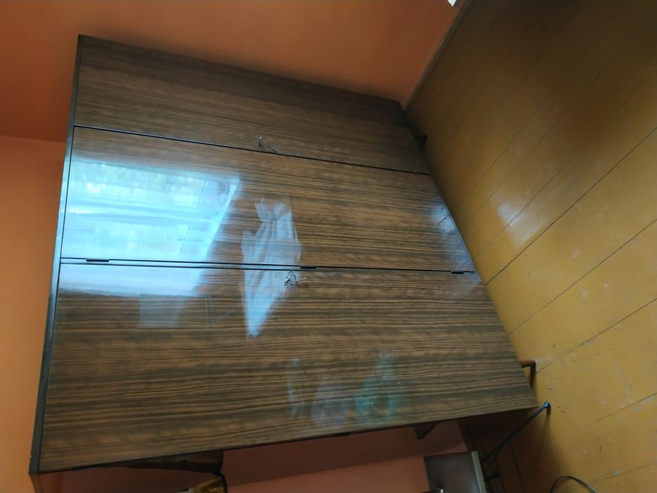 Duża pojemna szafa, meble