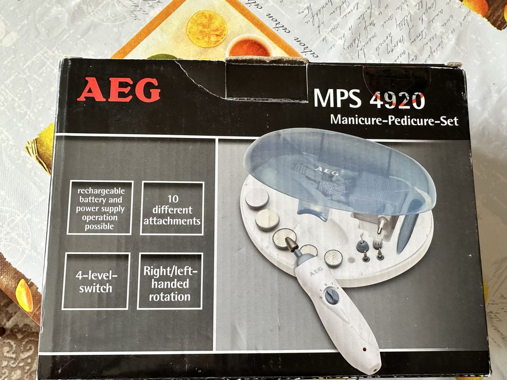 Манікюрно пелікюрний набір новий AEG MPS 4920