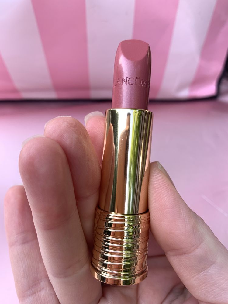 Помади Lancome та Estee Louder ( оригінал)
