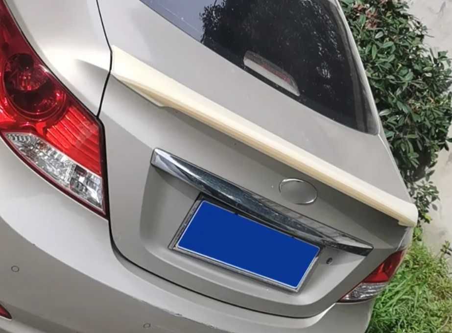 Спойлер Hyundai Accent 2010-2017 ABS пластик під фарбування