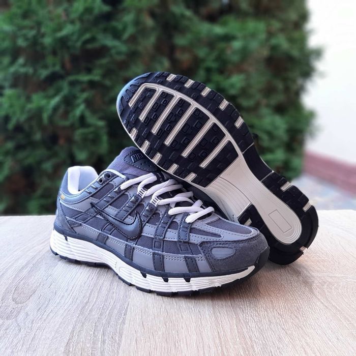 Топові жіночі кросівки Nike P-6000