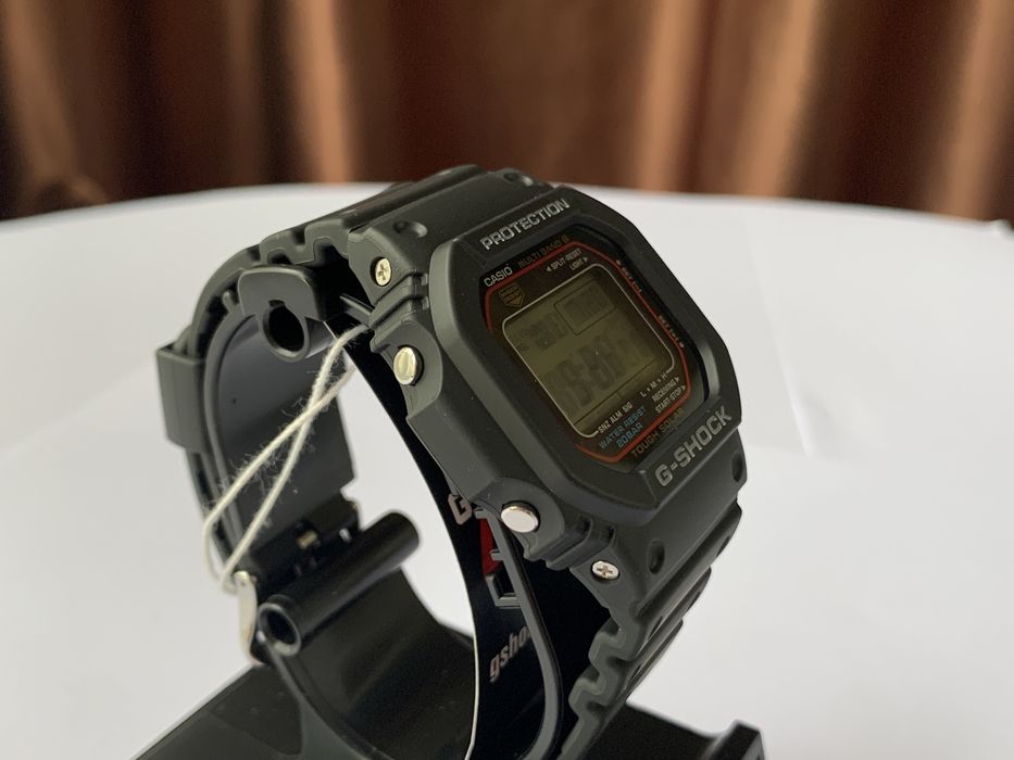Годинник Casio G-Shock GW-M5610U Tough Solar + Безкоштовна доставка!