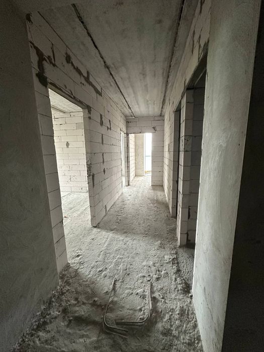 Продам 2х кімнатну  квартиру в новобудові