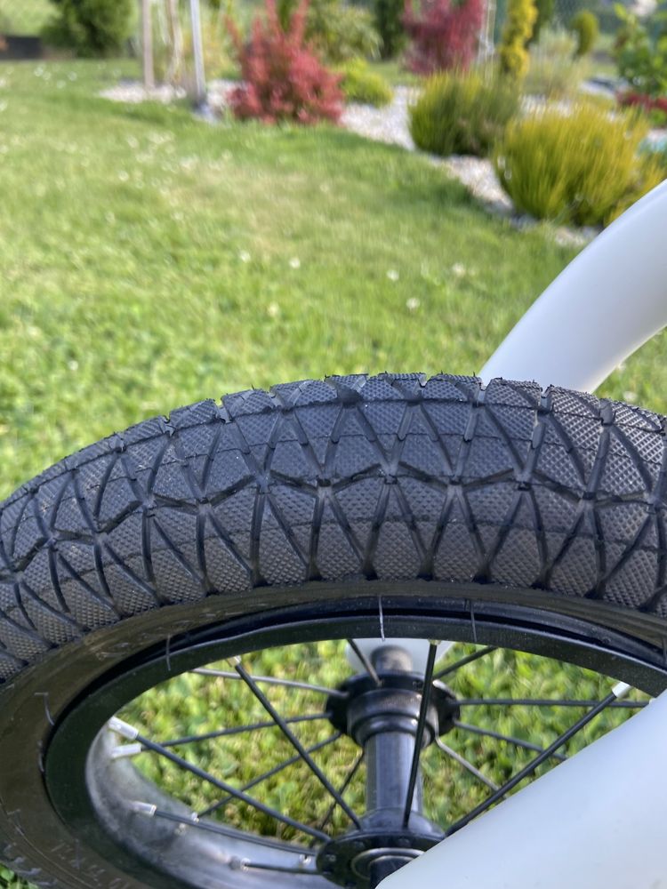 Rowerek biegowy Trybike