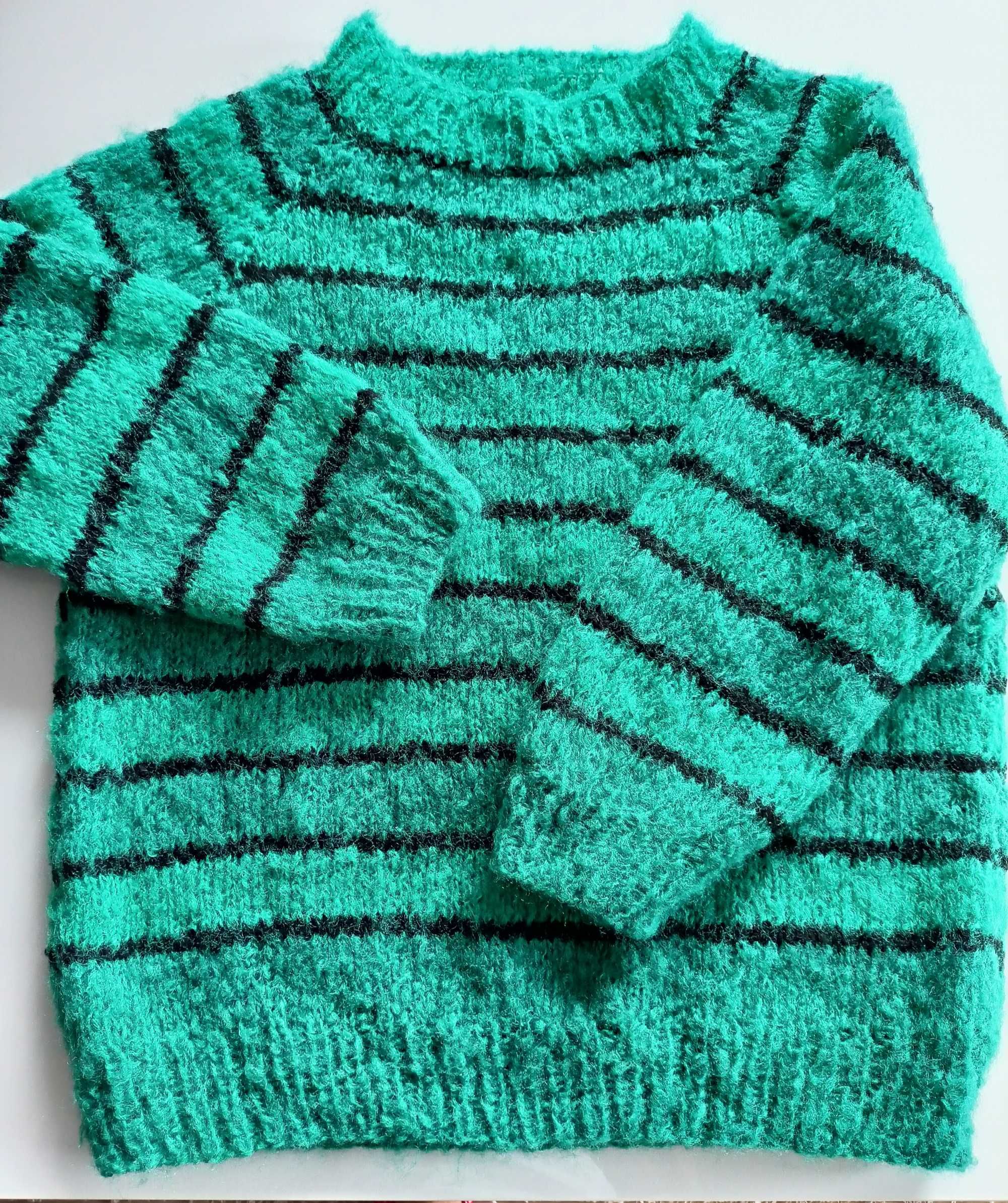 Sweter damski, robiony ręcznie na drutach, nowy bez metki