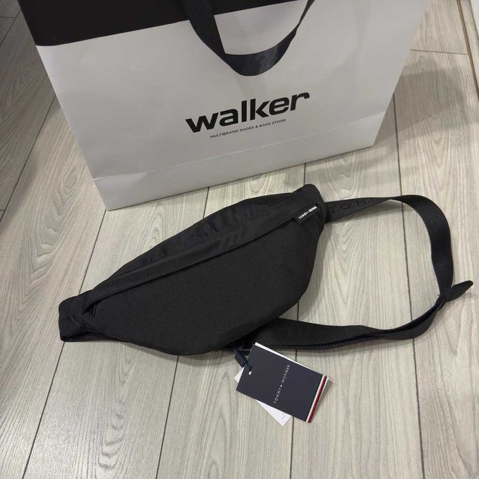 Tommy Hilfiger TH ELEMENT REPREVE WAISTBAG Мужска черна поясна сумка.