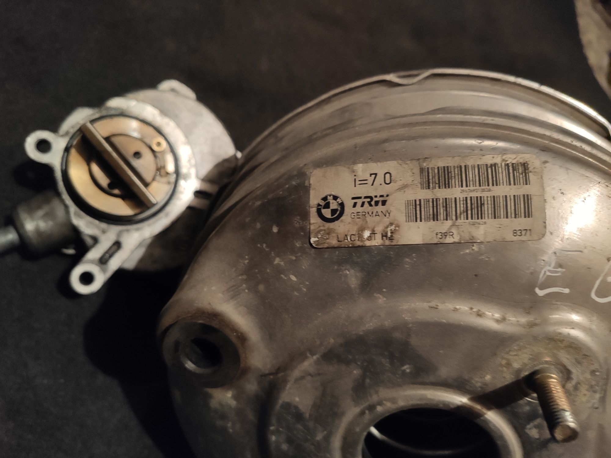 Вакуумный усилитель, насос BMW E65, E66