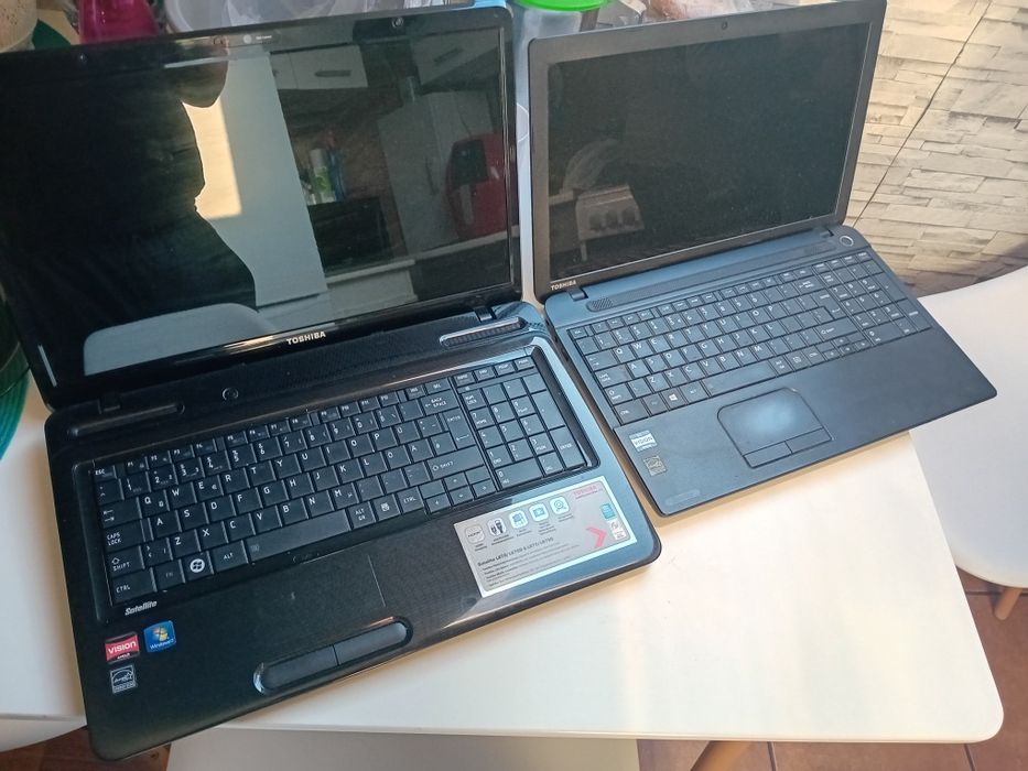 Laptop Toshiba dwie sztuki