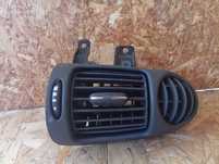 Difusor de Ar Lateral - Mercedes W203 C-Class
