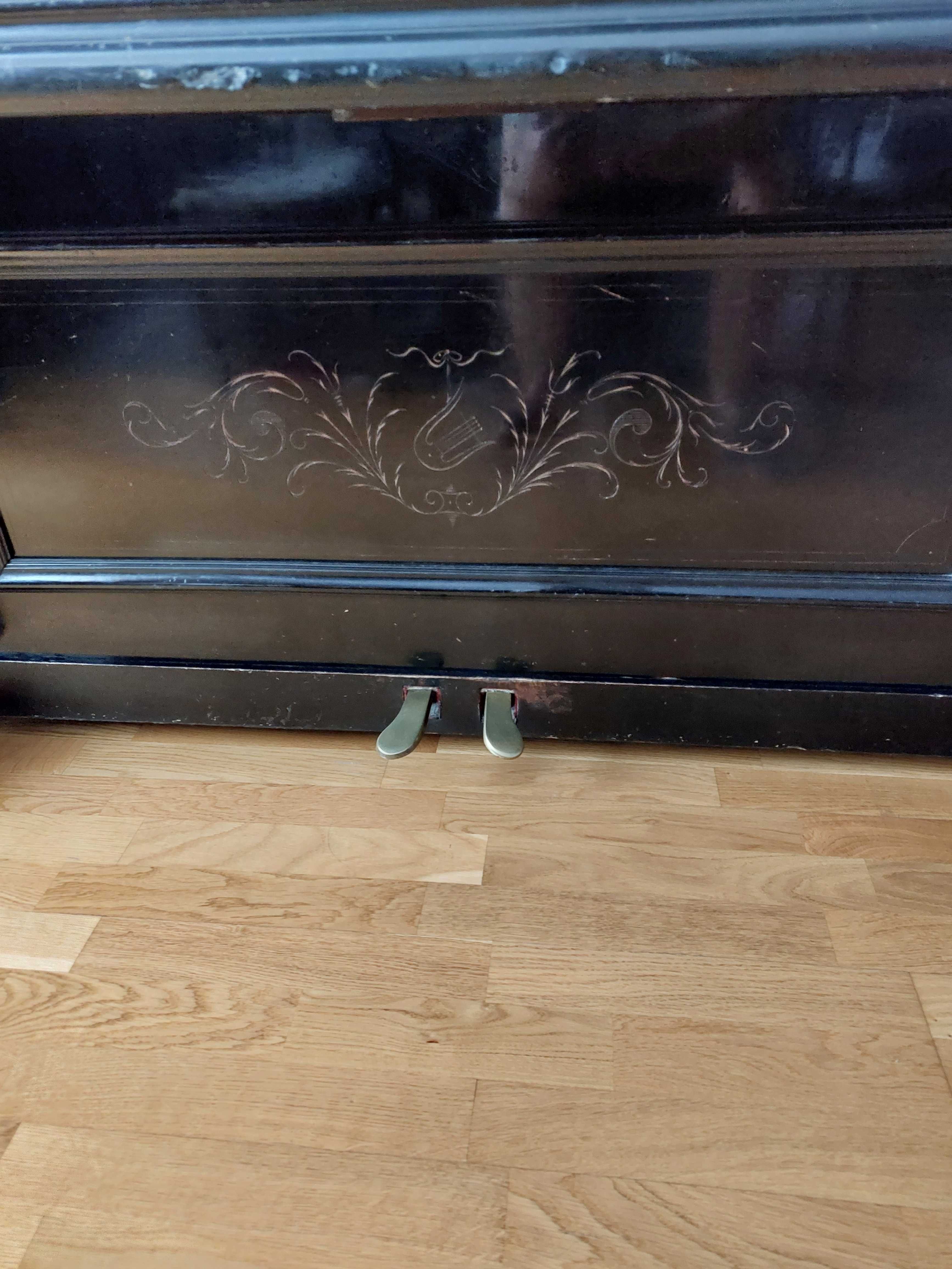 Sprzedam stylowe pianino
