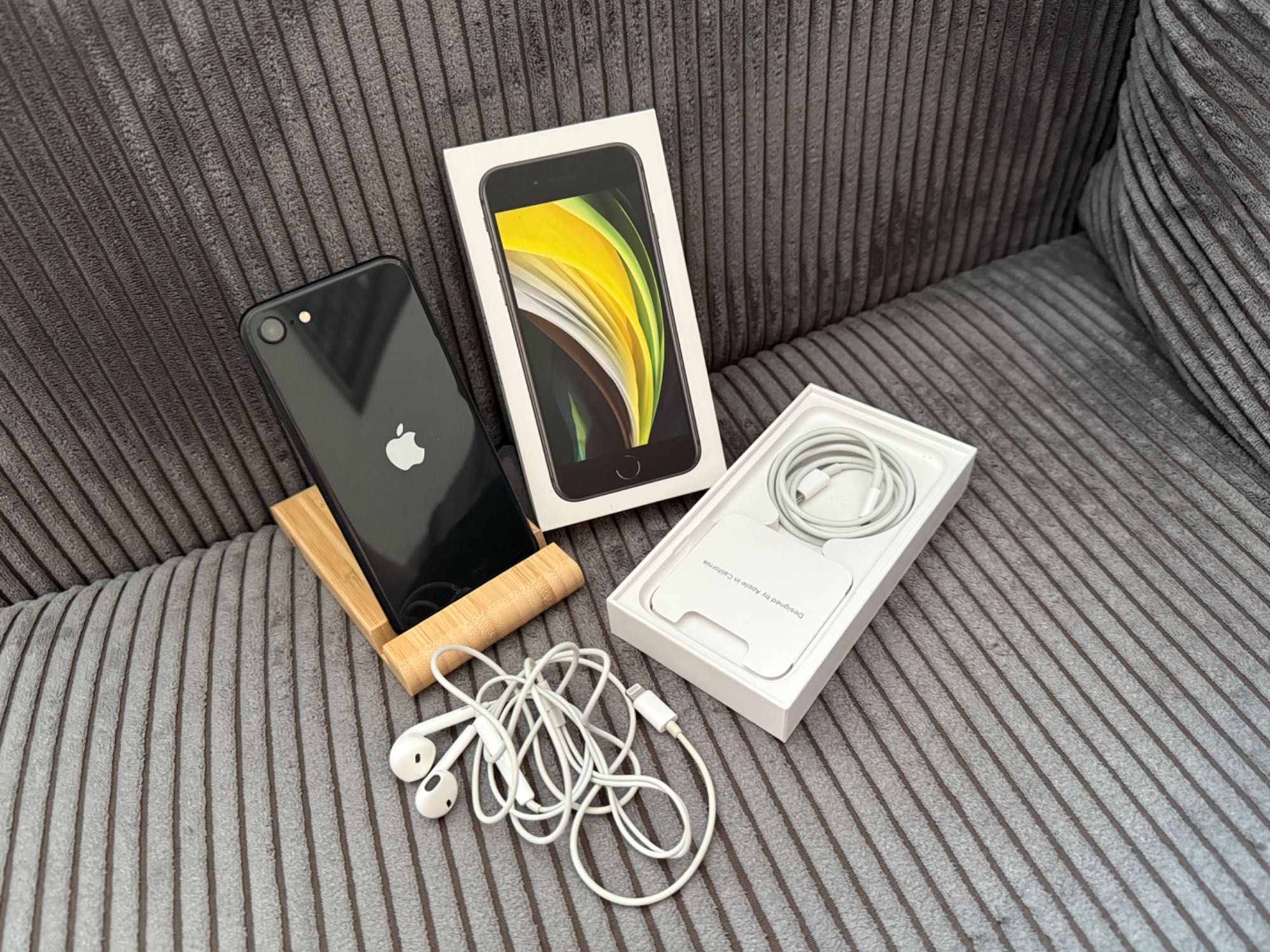 iPhone SE 2020 64 GB