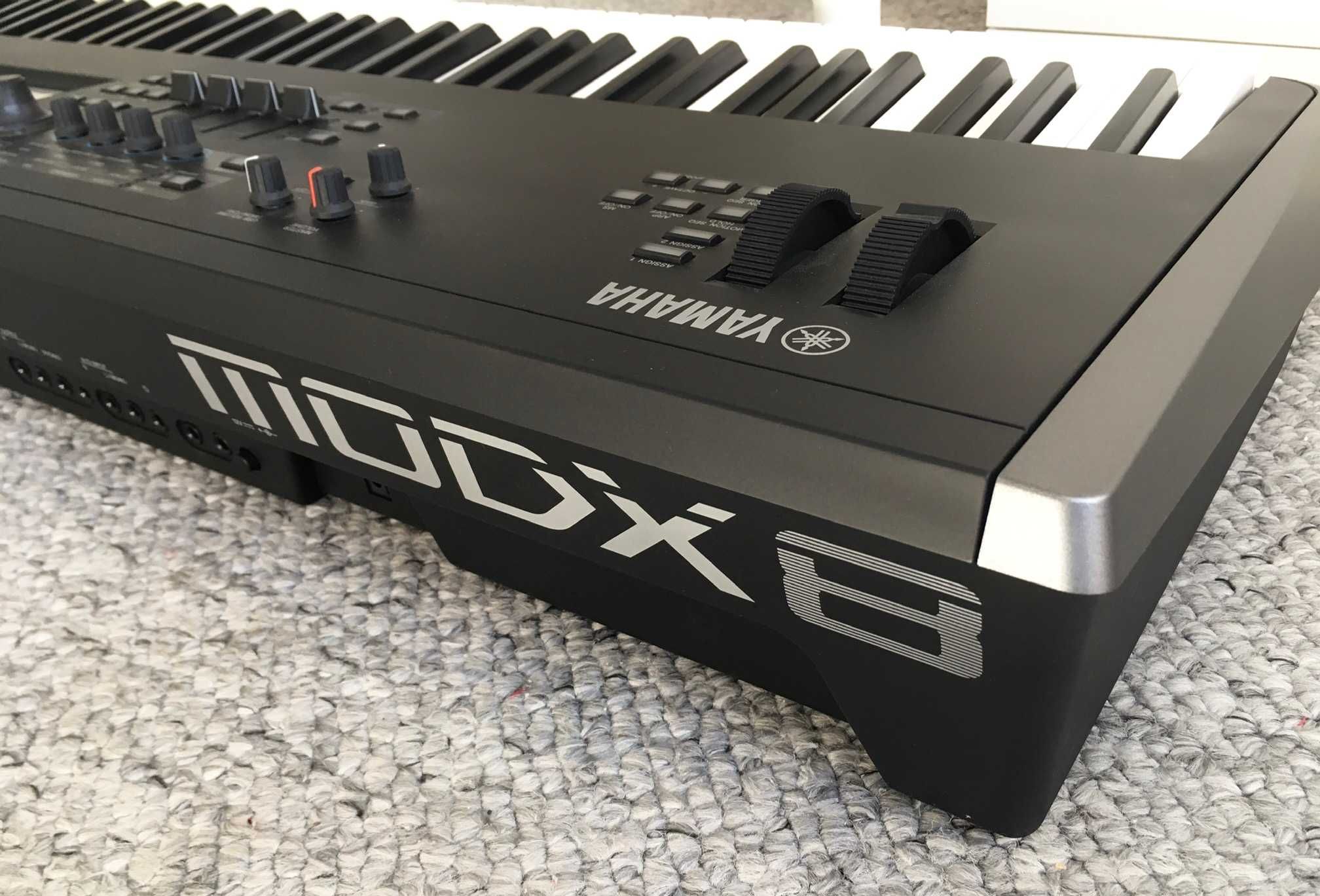 Yamaha MODX8, stan jak nowy, OLszak Pack, licencja Cubase AI