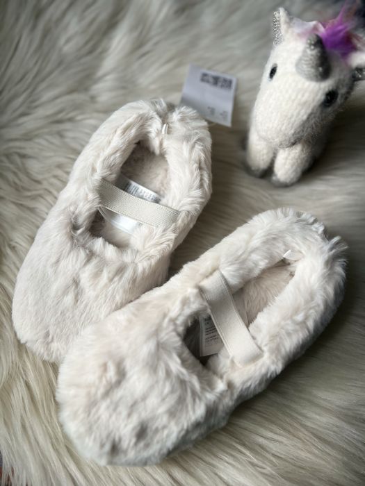 Мʼякі тапочки H&M, р. 30