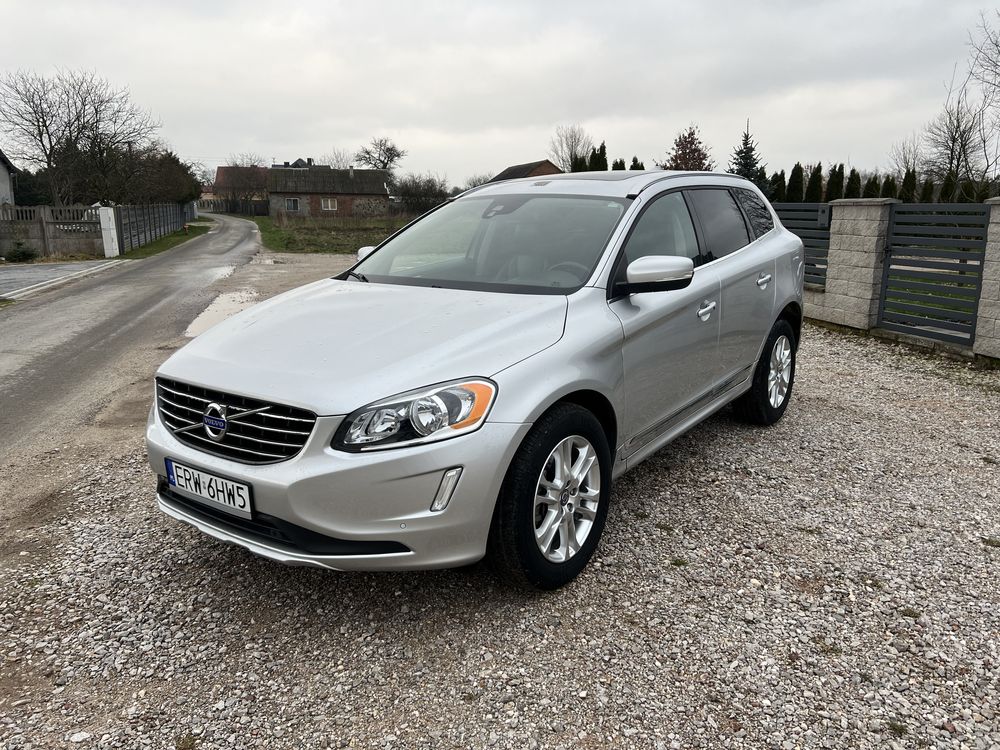 Volvo Xc60  3.2 benzyna 240 KM Stan BDB Panorama