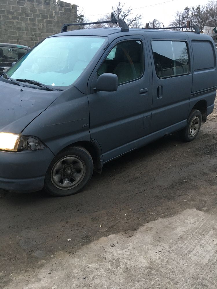 Toyota Hiace разборка