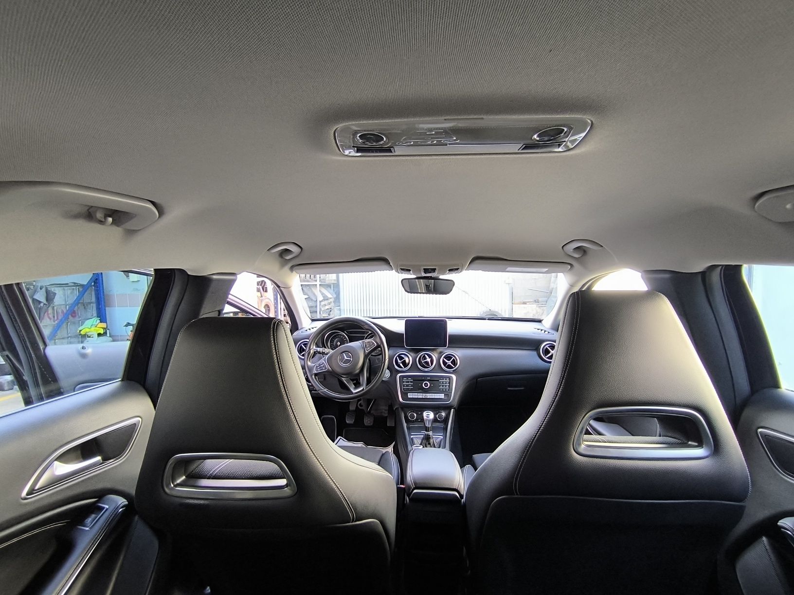 Mercedes Benz A180
