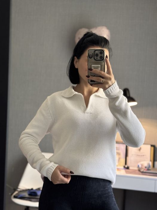 Светр поло з коміром  Essentials С-М