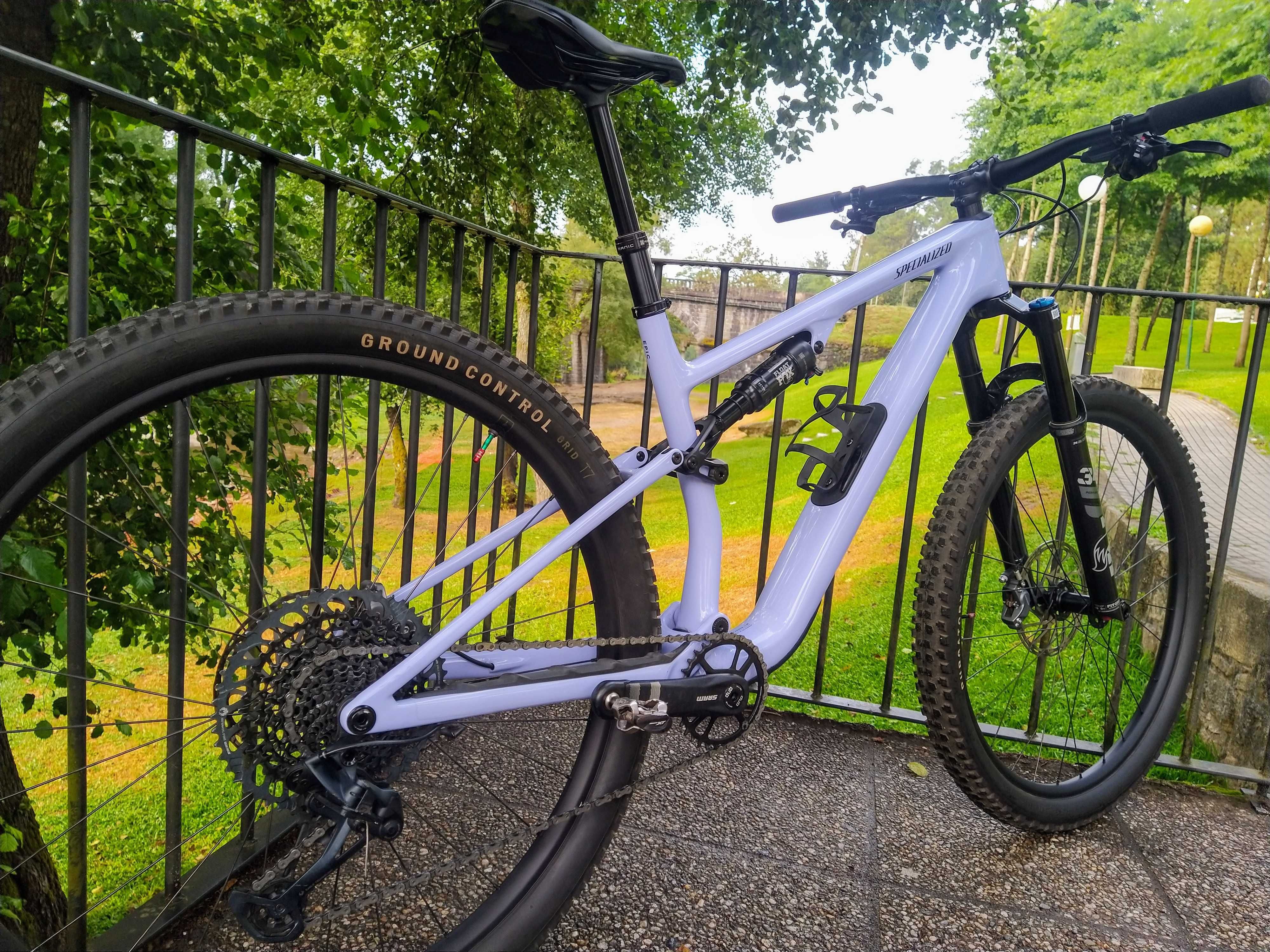 Specialized Epic 8 carbono (2025)
