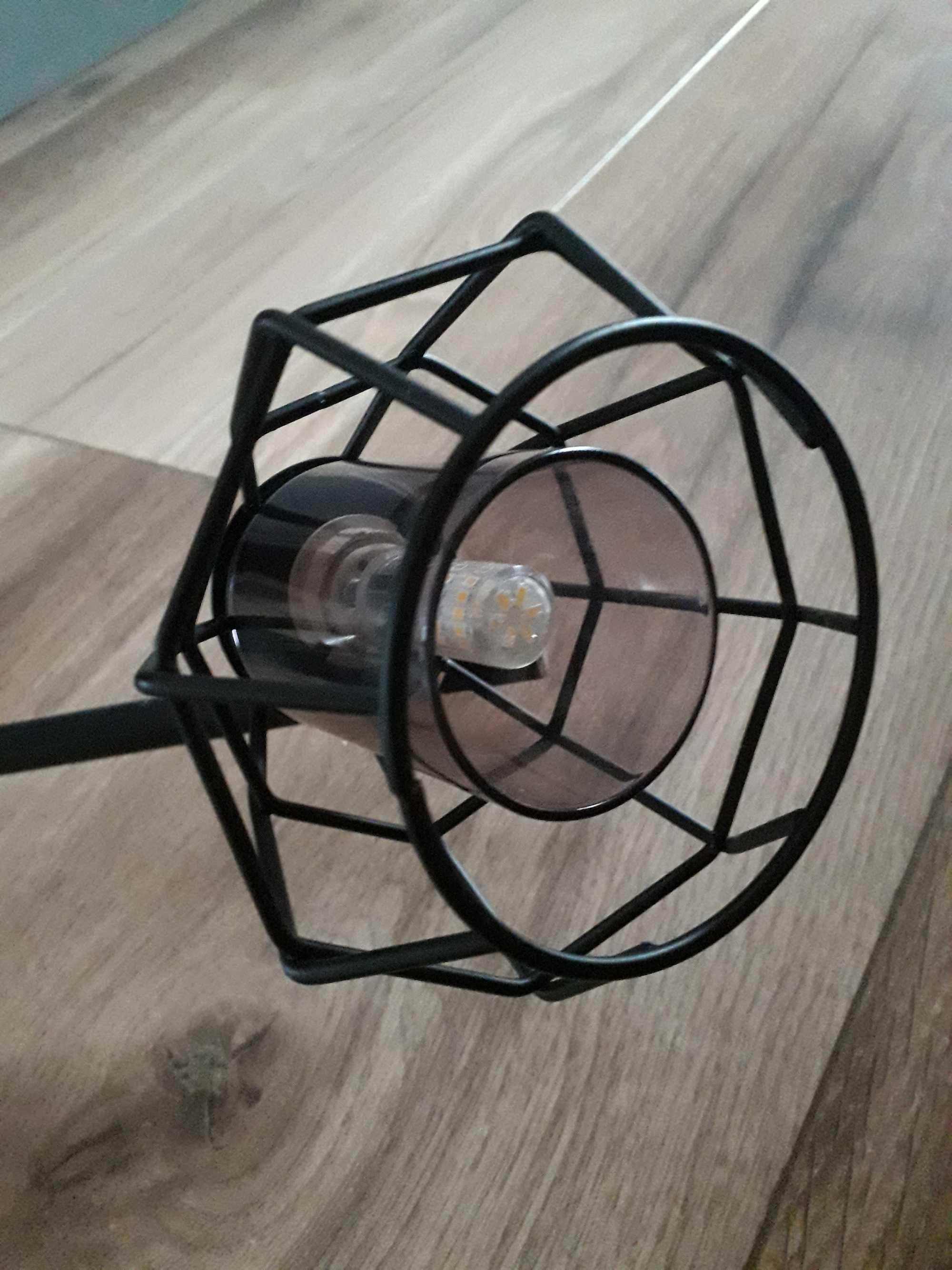 Lampa sufitowa, ścienna