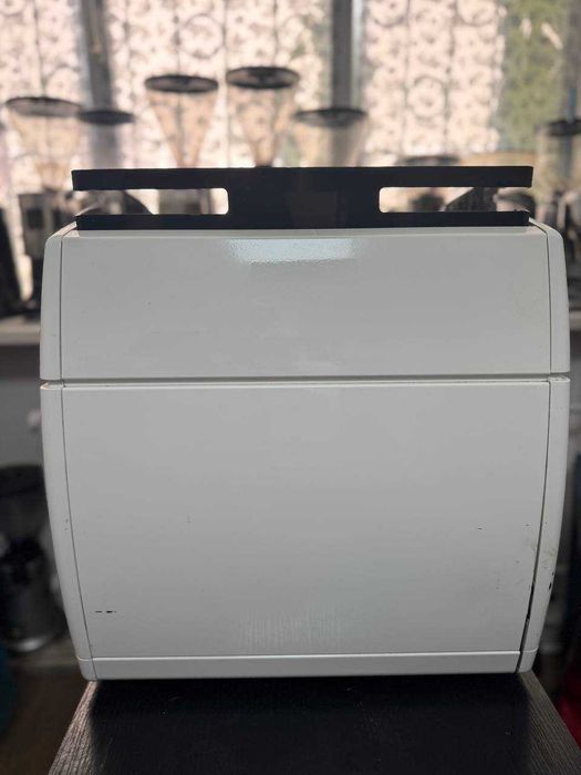 Кофемашина Wega Sphera 1GR. Професійна кавомашина.