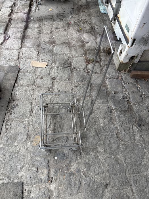 Wanzel wózek z kółkami na koszuki sklepowe
