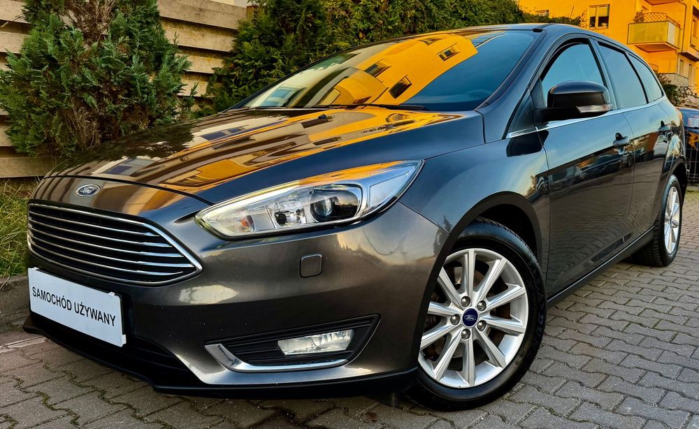 Ford Focus Zadbany Titanium Bezwypadkowy Automat Climatronic PDC ALU