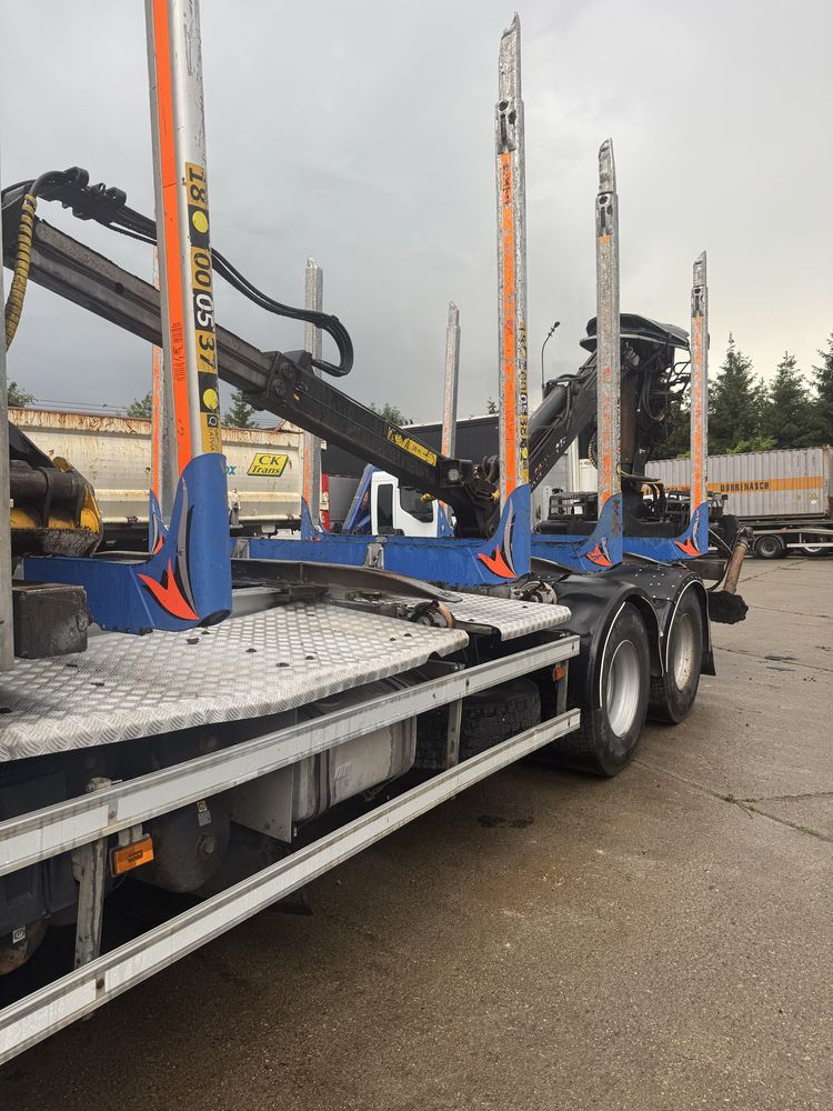 Scania  R450 6x4 z dzwigiem do drewna