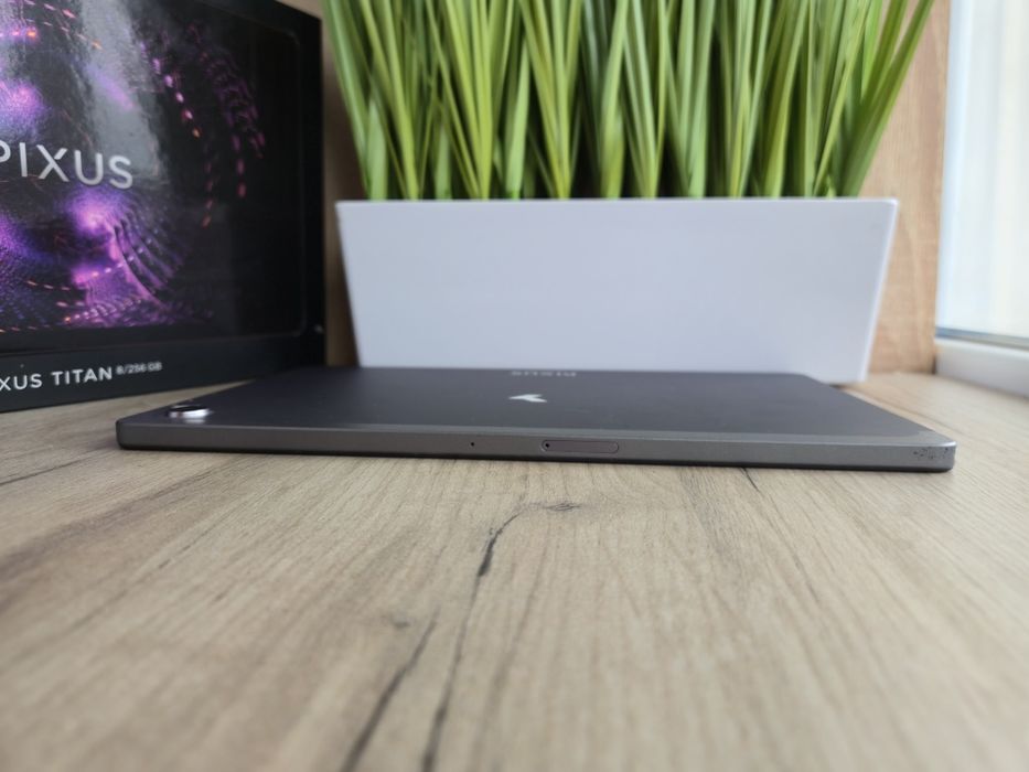 Pixus Titan 8/256Gb, LTE, 10.4