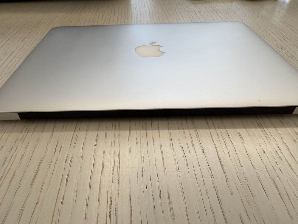MacBook Air i7 8gb RAM, 250GB SSD STAN IGŁA!!!