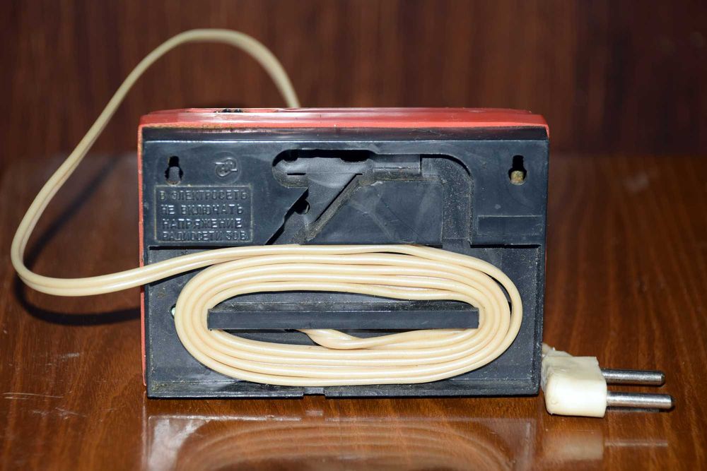 Приемник проводового радио,сувенирный, СССР