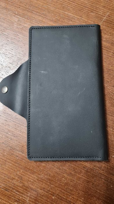 Чоловіче портмоне.