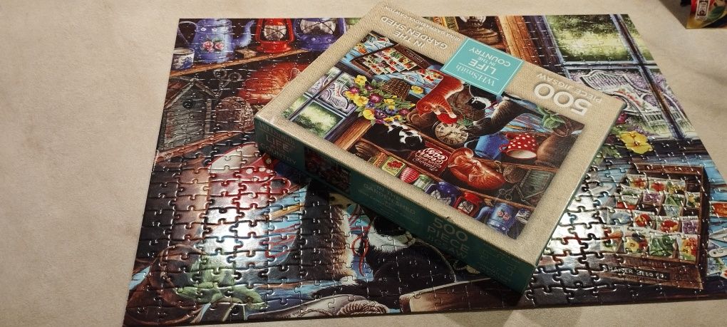 Puzzle W szopie ogrodowej firmy WHSmith 500 elementów - brak 1 puzzla