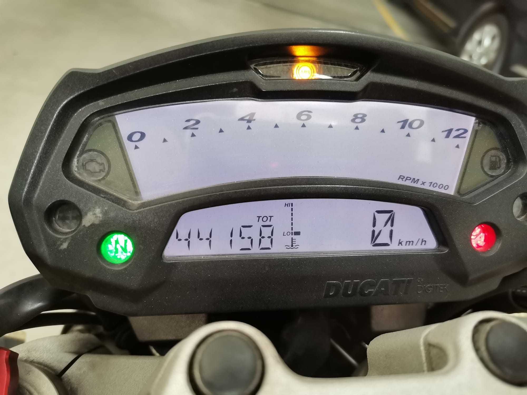 Ducati Monster 1100 EVO – 2011