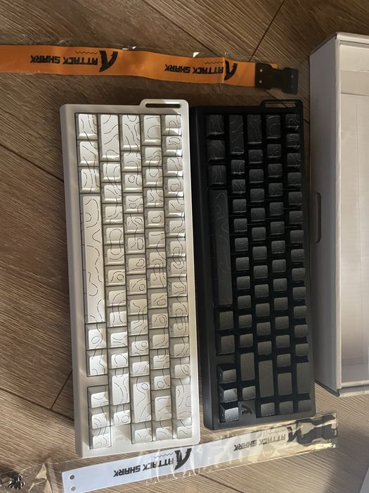 Магнітна клавіатура attack shark x68he ЗАПАКОВАНА  В НАЯВНОСТІ!! ЧОРНА