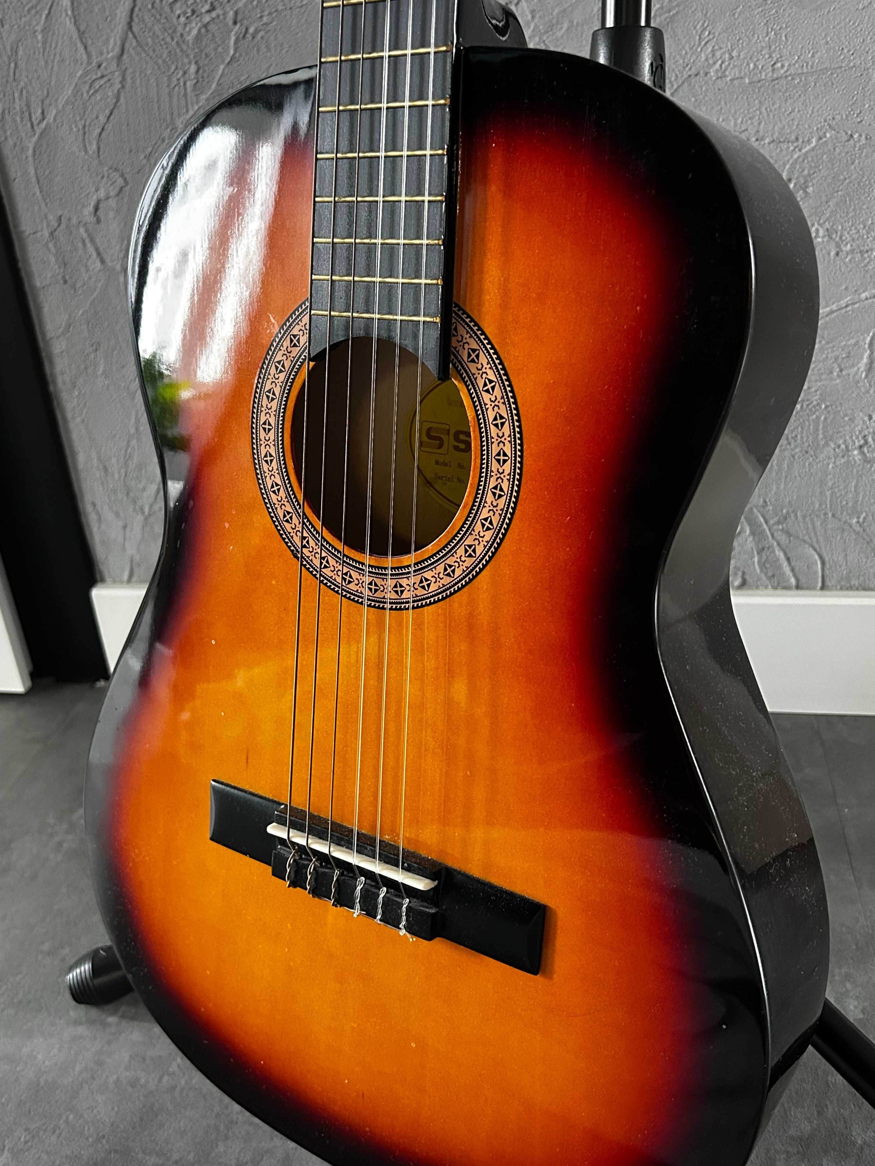 Gitara Klasyczna Suzuki rozmiar 3/4, model (SCG-2 3/4 SB)