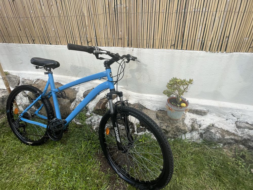 Bicicleta BTT Azul