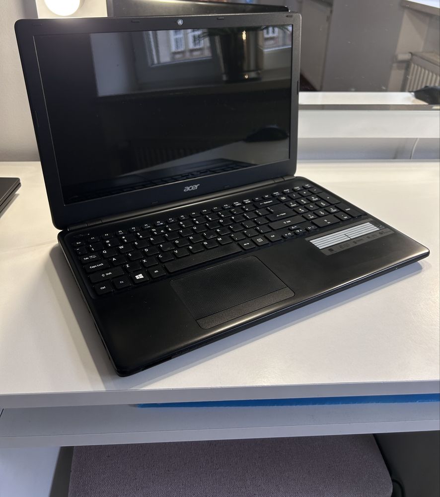 Laptop Acer Aspire E1 series