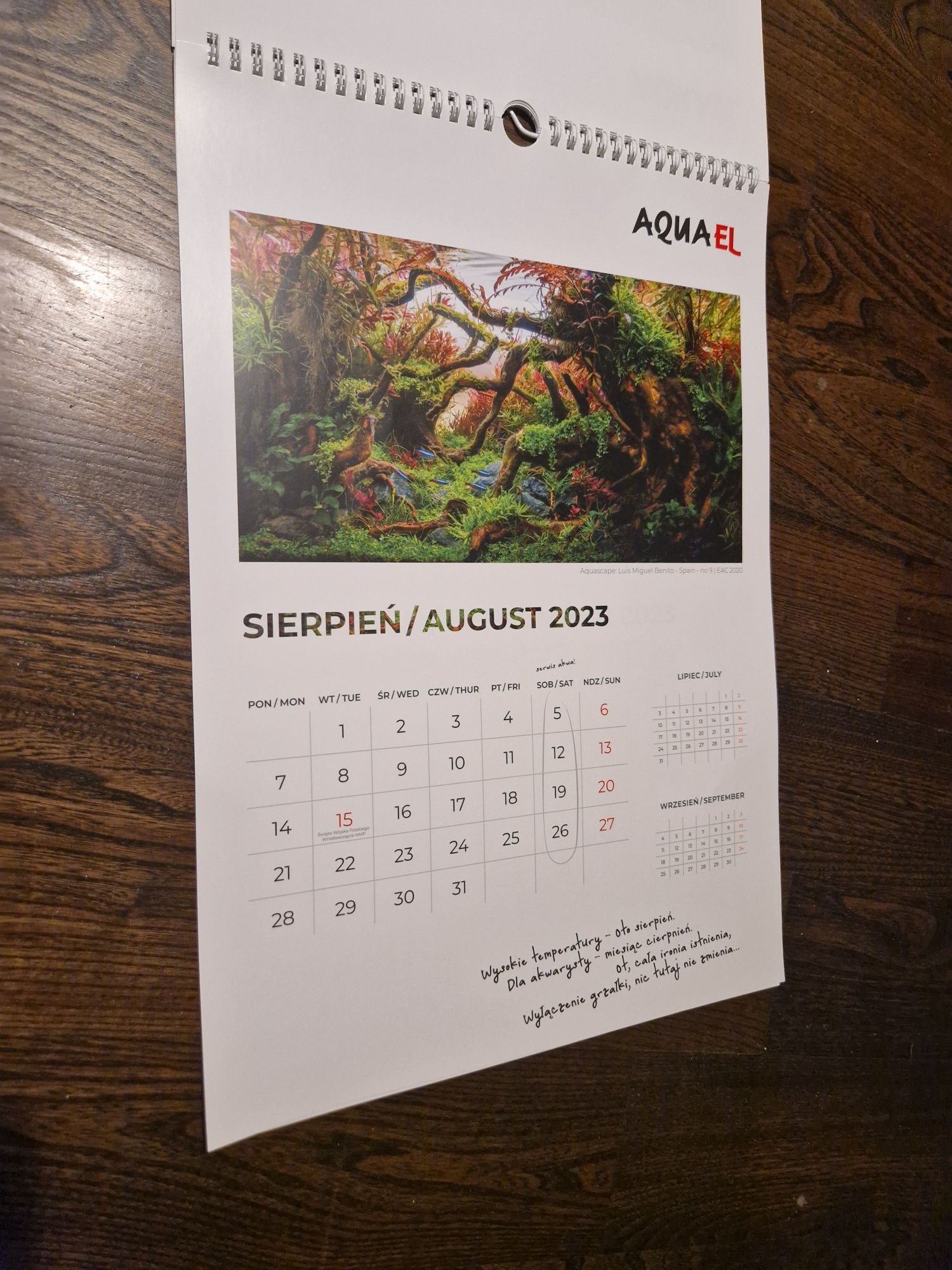 Piękny kalendarz ścienny akwarysty 2023 Aquael