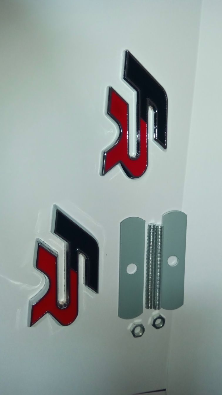 Símbolo para carro Seat FR - Frontal e traseiro - Metálico