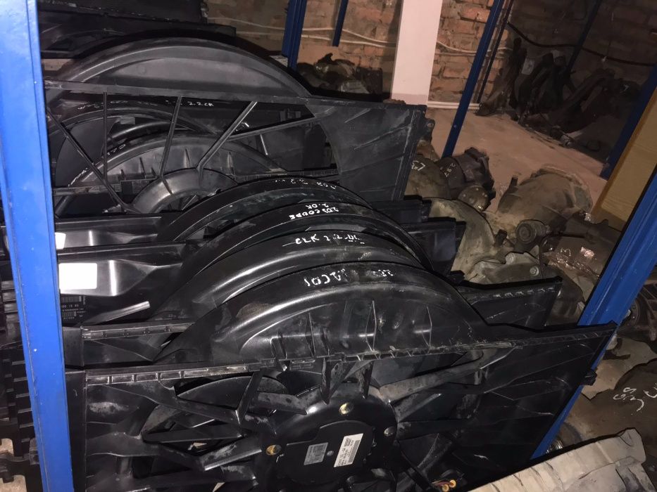 Радиатор Вентилятор Мерседес W211 W204 W212 W164 W220 W221